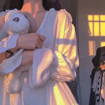 乐苑春深未了情